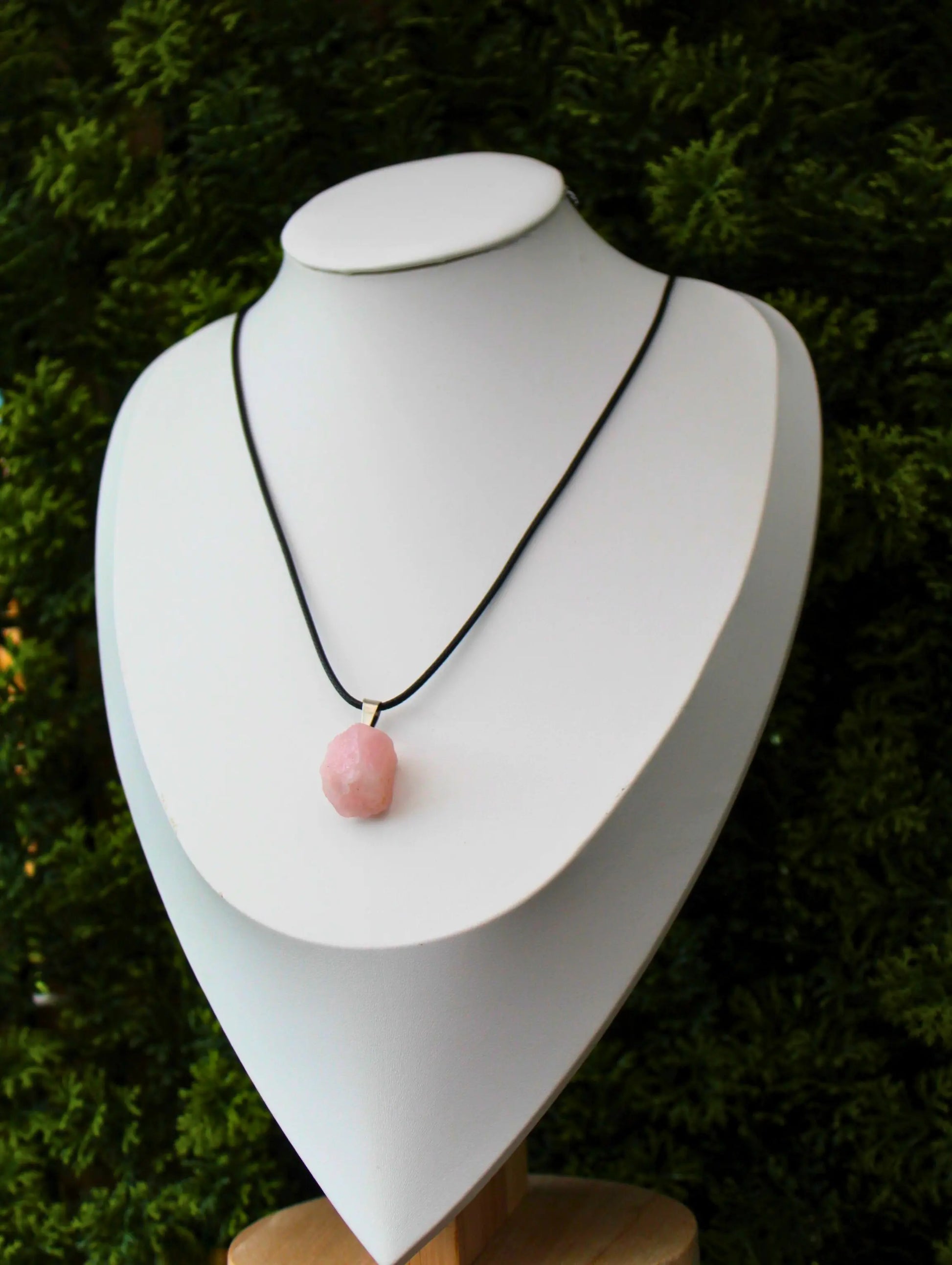 Elegante ketting met rozenkwarts hanger, liefde en balans – Sparcle.shop