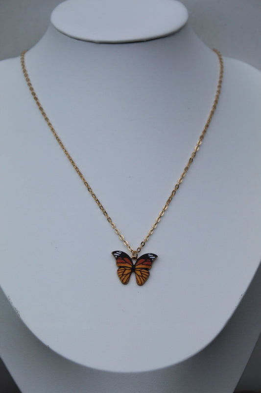 Vlinder Ketting met Symboliek – Rood & Geel Design Sparcle.shop
